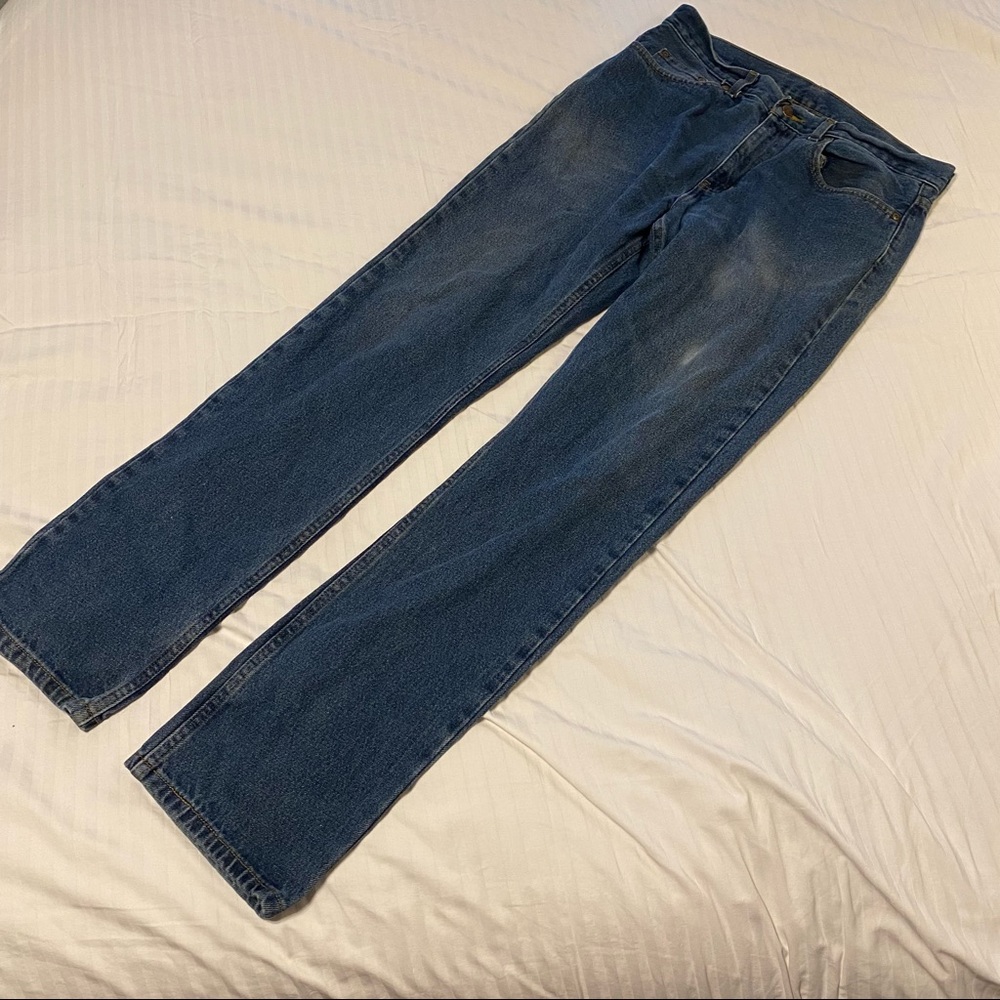Faded Glory original fit medium wash straight leg jean